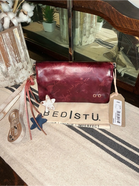 Bed Stu Handbags - NWT Bed Stu Cadence Wallet Wristlet Crossbody Bag Red Americana Rustic MSRP $198